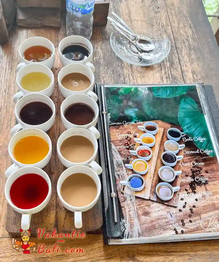 Koffie en thee proeven.